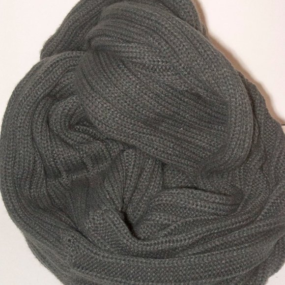 Infinity Scarf - Picture 2 of 5